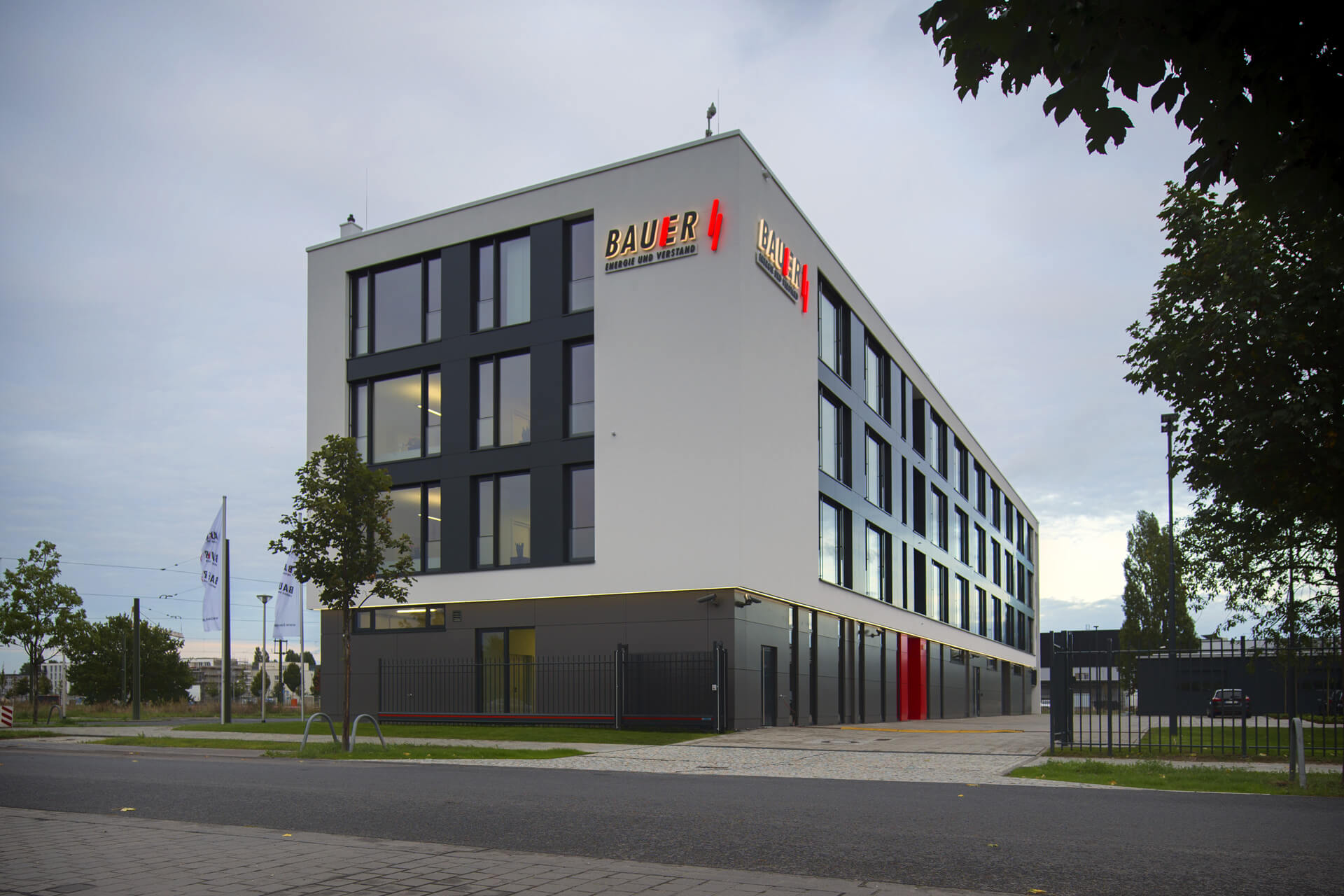 BAUER Elektrounternehmen GmbH & Co KG by Despang Schl�pmann Architekten
