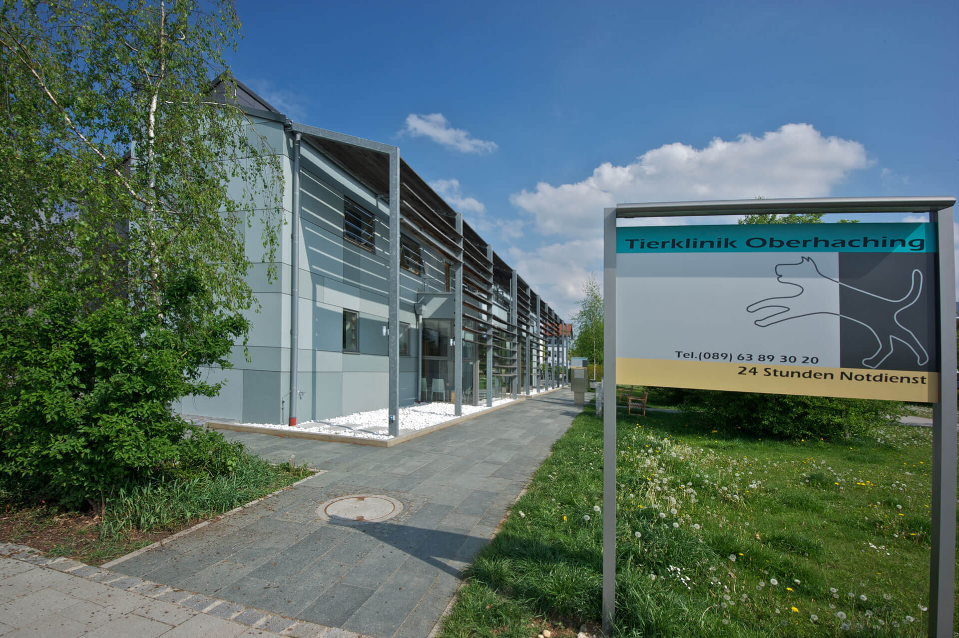 Tierklinik Oberhaching by Despang Schl�pmann Architekten